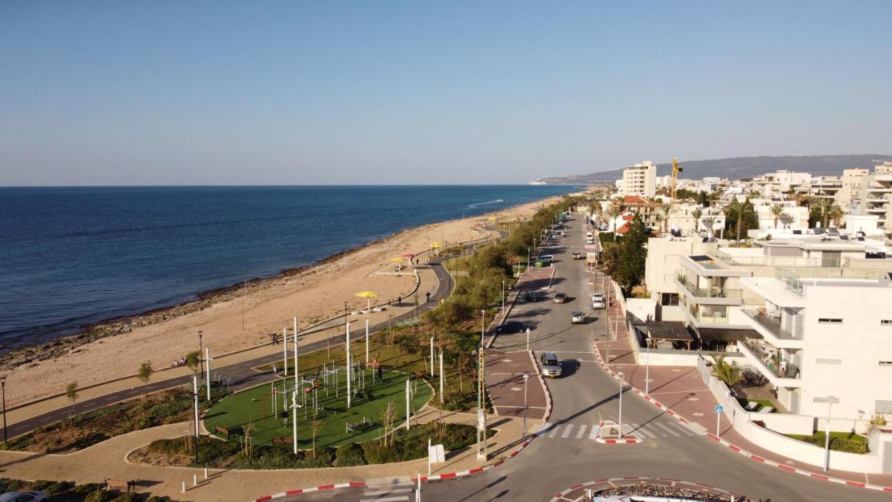 Breezot Yam Hotel Nahariya Exterior photo